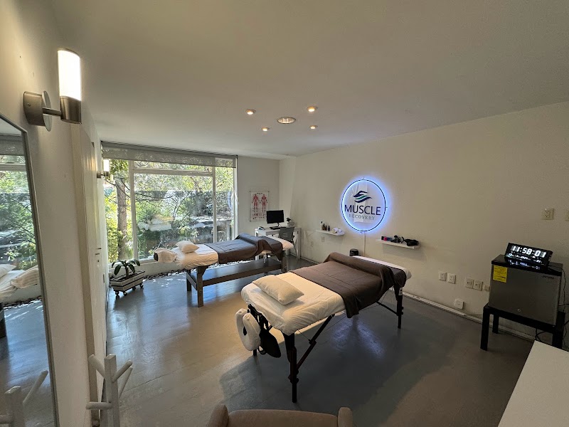 MUSCLE RECOVERY – Sports Deep Tissue Massage