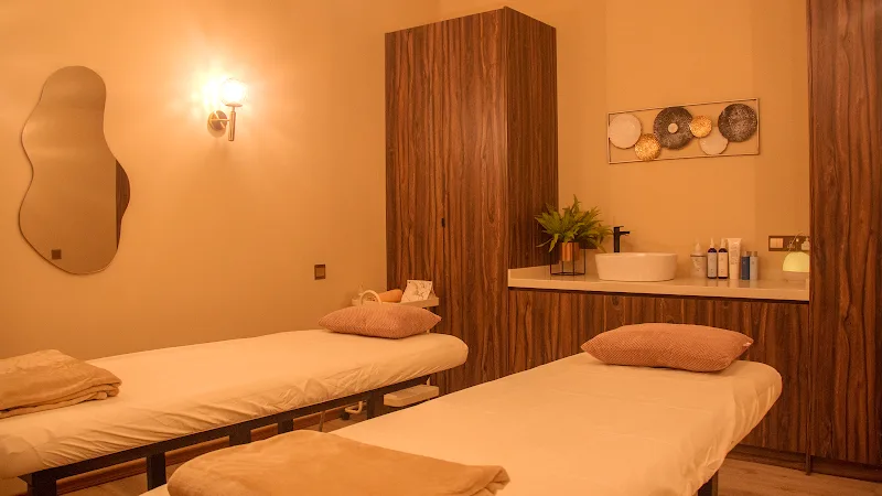 Latélle Facial & Body Bar