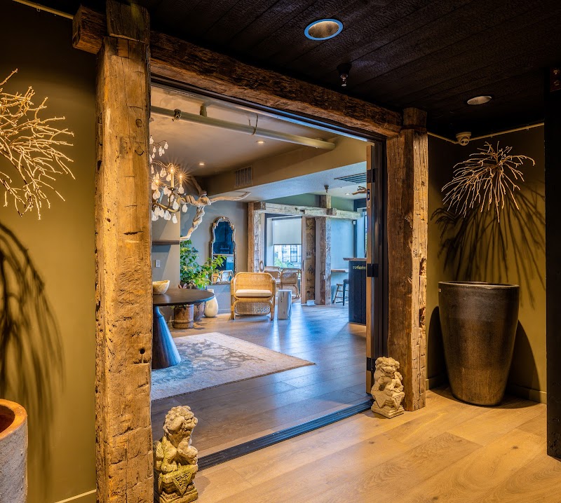 Redmint – TCM Holistic Wellness