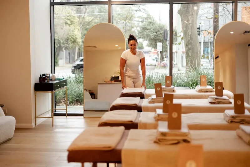 Lymphatic Massage courses –