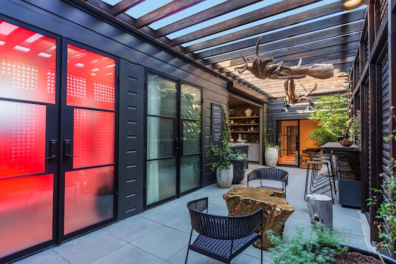 Redmint – TCM Holistic Wellness