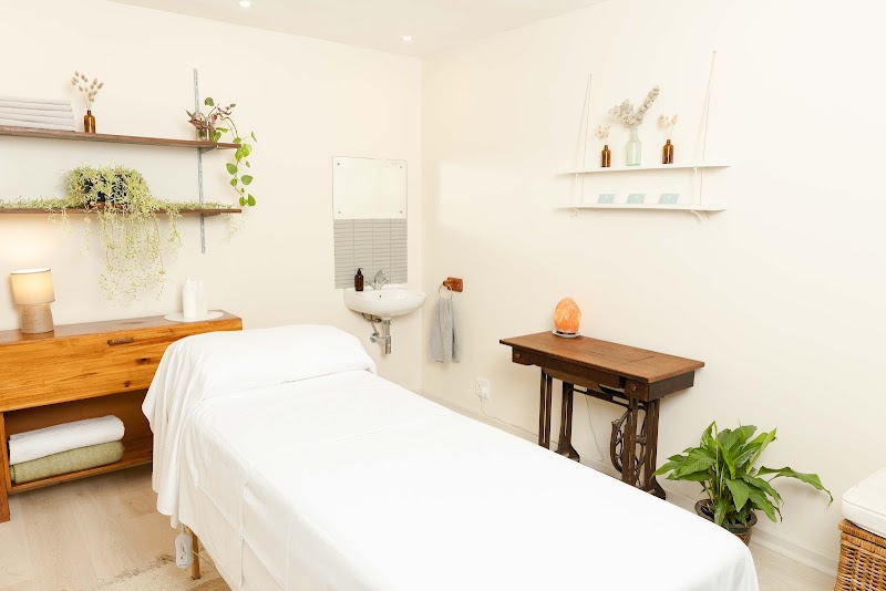 Lymphatics I Manual lymphatic drainage studio I Cape Town